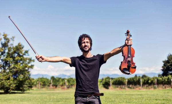 A violin fleeing from Syria